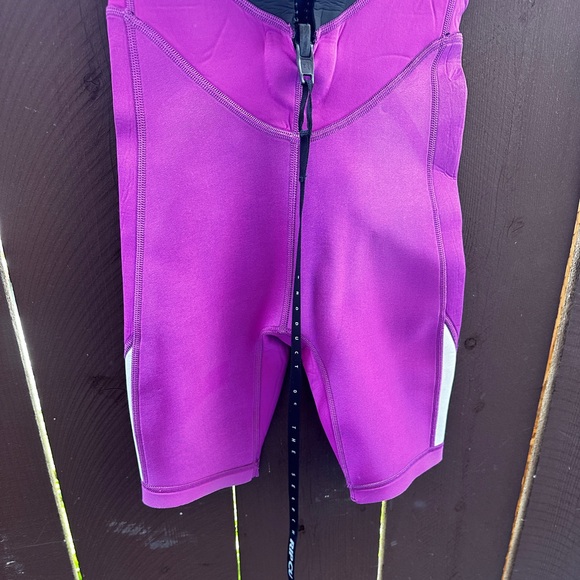 Ripcurl wetsuit size Junior 12 - Picture 9 of 11